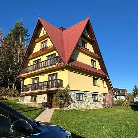 Janina Πανσιόν *